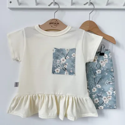 Zestaw bluzeczka z baskinką + spodenki - Floral sky