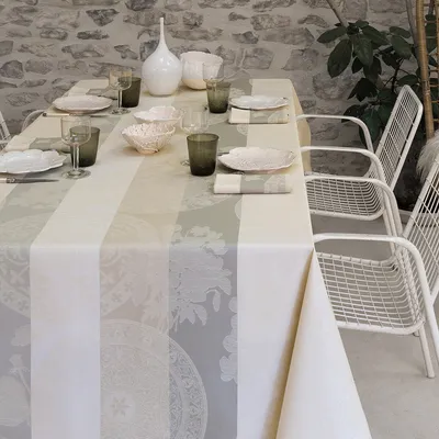 Obrus ogrodowy Le Jacquard Français Fleurs Gourmandes Craie