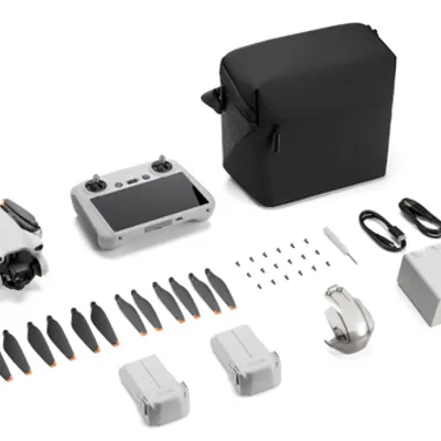 Dron DJI Mini 3 Fly More Combo (RC)
