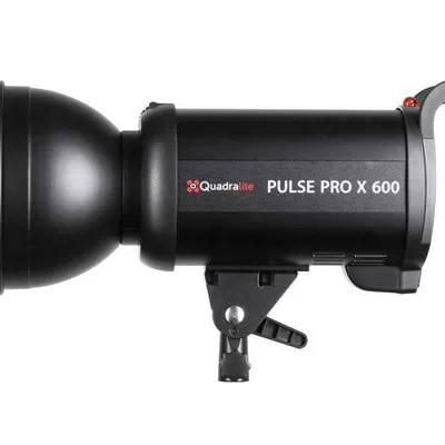 Lampa Quadralite Pulse Pro X 600