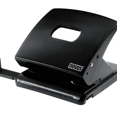 Dziurkacz Novus C225 25k Czarny 025-0381