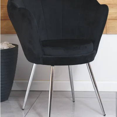 Fotel muszelka SHELL | czarny welur, chromowane nogi