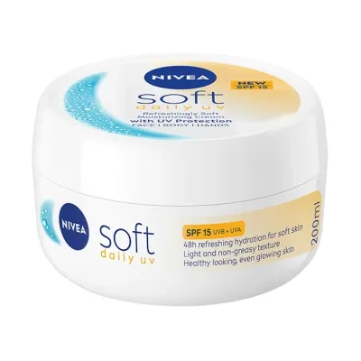 NIVEA Soft Daily UV SPF15 intensywnie nawilżający krem do twarzy 200 ml