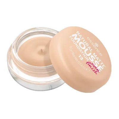 Essence Natural Matte Mousse podkład w musie 13 16g