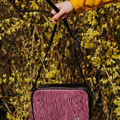 Listonoszka skórzana SHE 701/w czarna + zebra różowa