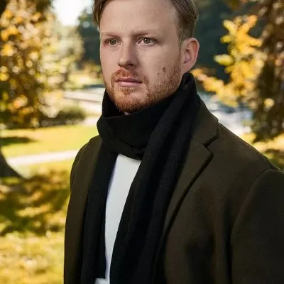 Elegancki męski szal zimowy Brødrene s1 czarny 9910