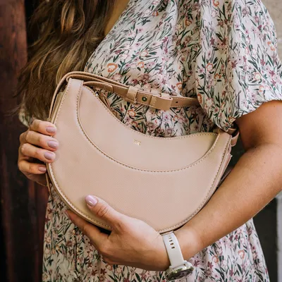 Listonoszka damska crossbody półksiężyc SHE S10 beżowa