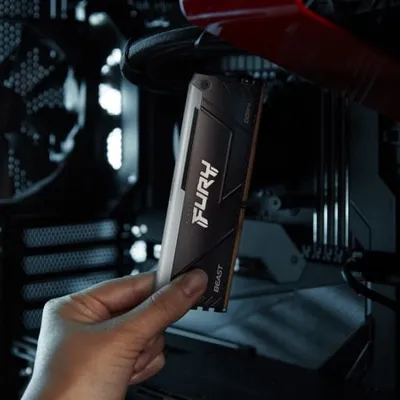 KINGSTON DDR4 32GB 3200MT/s CL16 DIMM (Kit of 2) 1Gx8 FURY Beast RGB