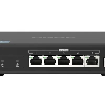 Qnap przełącznik niezarządzalny qsw-1105-5t- eu 5 portów 2.5gbe
