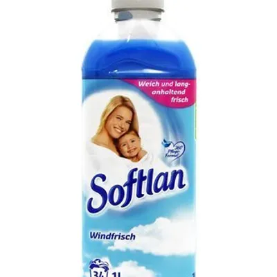 Softlan płyn do płukania o zapachu wiatru 1l niebieski